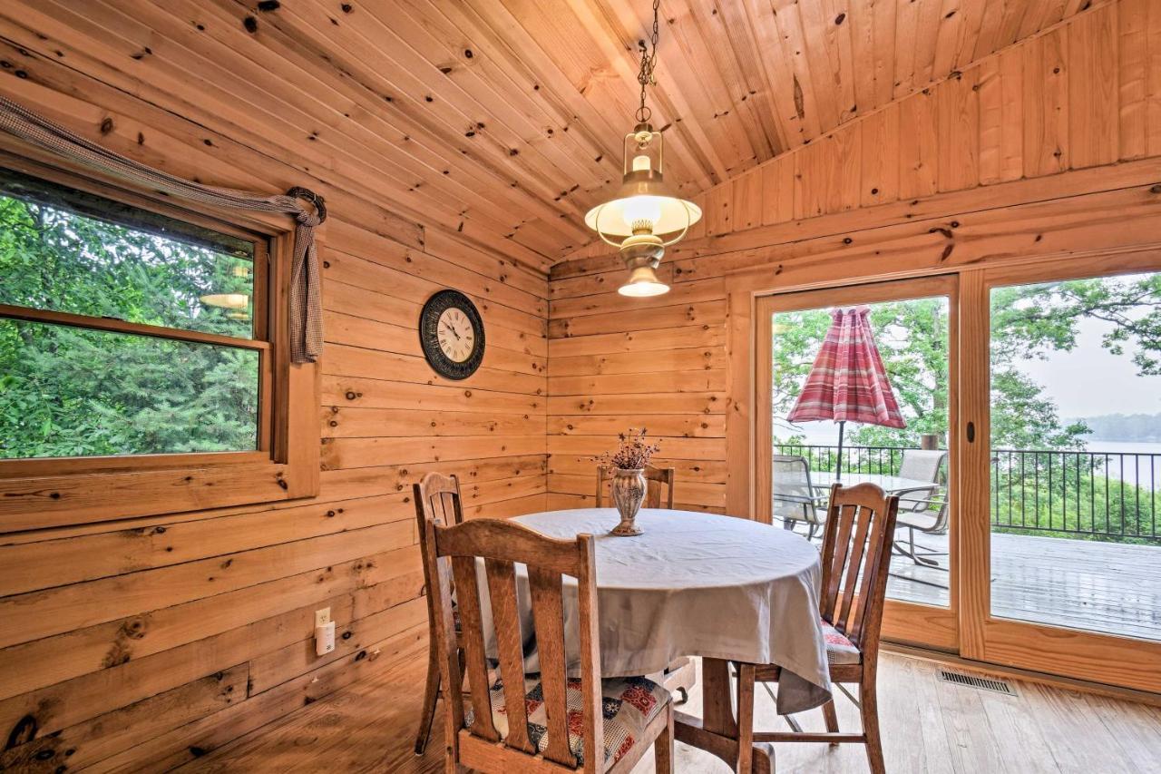 Cozy Amish Country Cabin On Shipshewana Lake! Extérieur photo