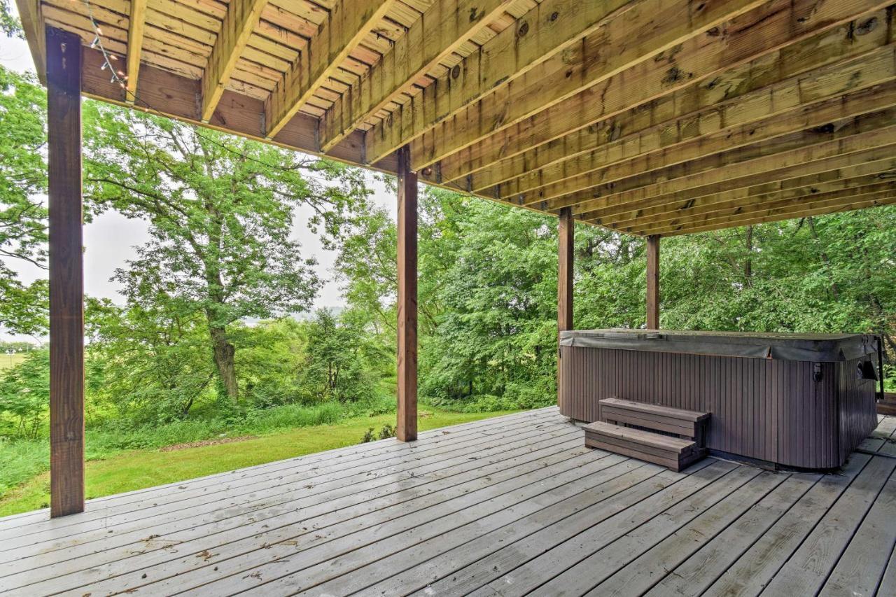 Cozy Amish Country Cabin On Shipshewana Lake! Extérieur photo